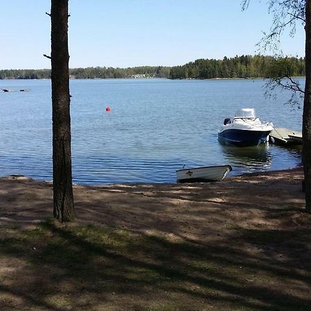 Stenstrandintie 20 B キルッコヌンミ エクステリア 写真