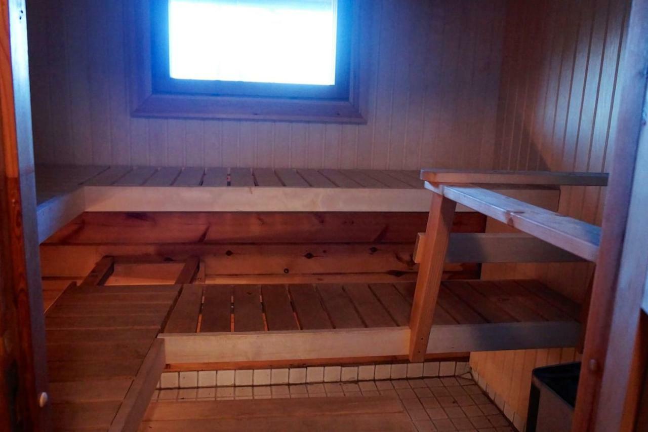 Stenstrandintie 20 B キルッコヌンミ エクステリア 写真